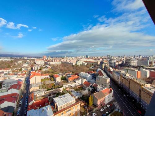 SAG 18th floor Beautiful apartment in center free wifi
