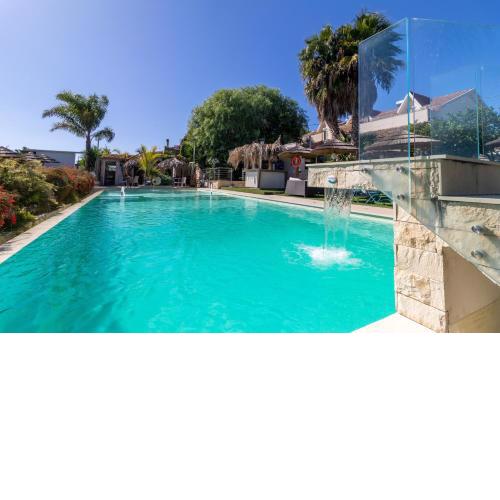 Saija Apartment con piscina