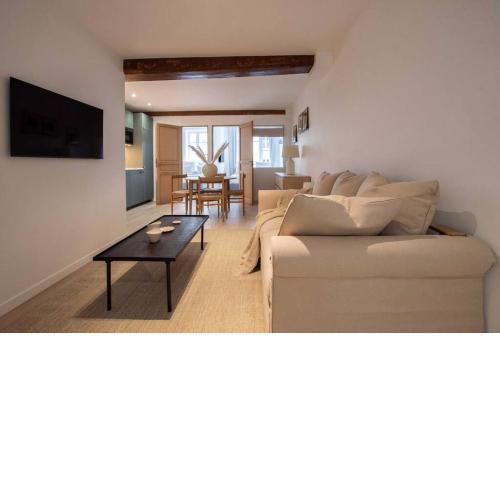 Saint-Denis/Sentier : Luxueux appartement 3BR-8P