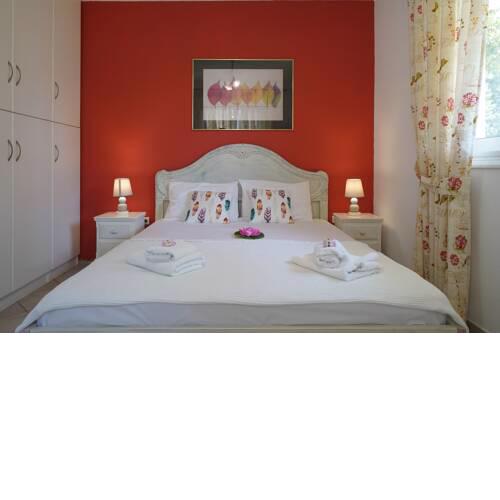 Saint George room