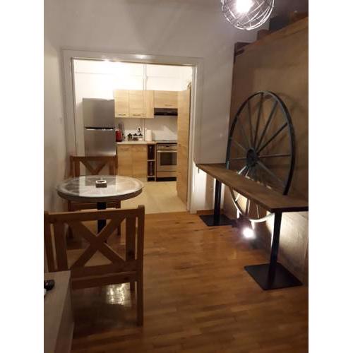 SALOON DOWN TOWN ATHENS APPARTMENT