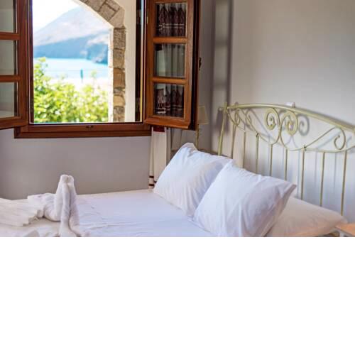 Samaria Suites