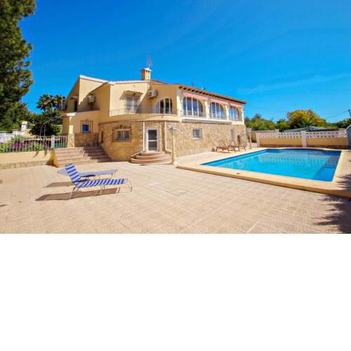 Samina - holiday home with stunning views and private pool in Benissa