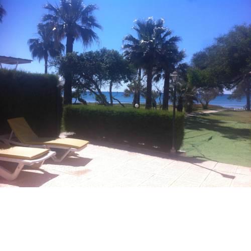Sandy Beach House 14