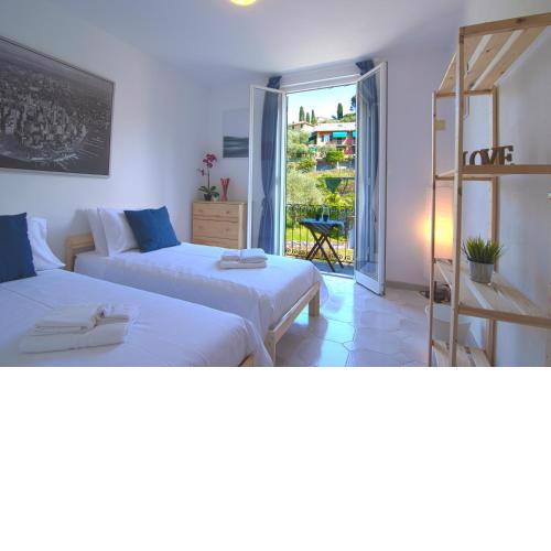 Sandy by PortofinoHomes