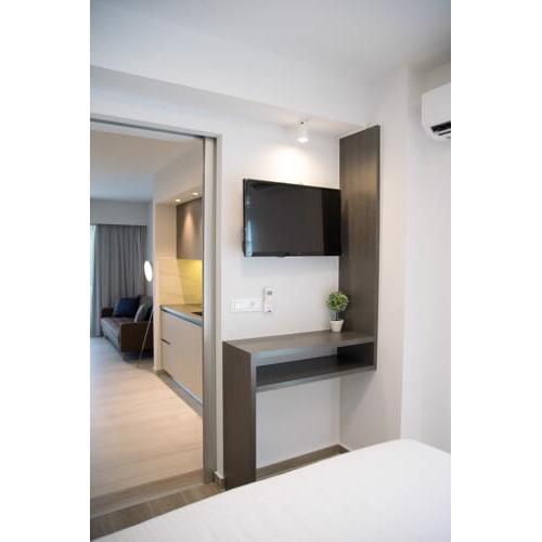 Sandy Suites