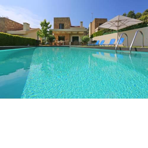 Sani Superior Villa