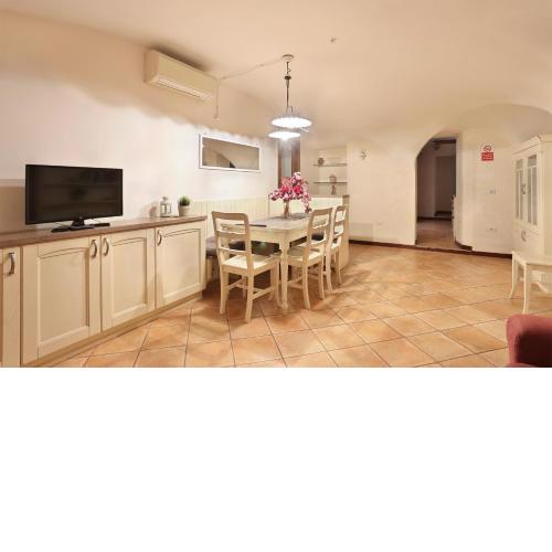 SANLORENZO large apartments ideal for families-Hosted by Sweetstay