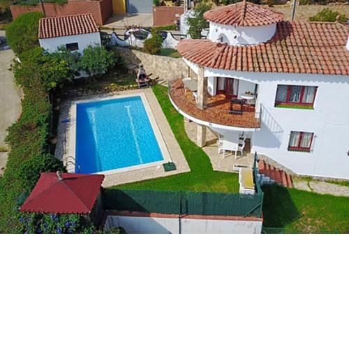 Sant Antoni de Calonge Villa Sleeps 9 Pool WiFi