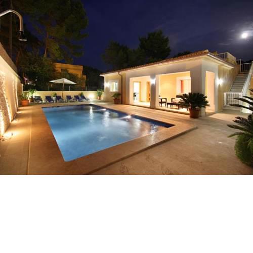 Sant Vicent de sa Cala Villa Sleeps 8 with Pool Air Con and WiFi