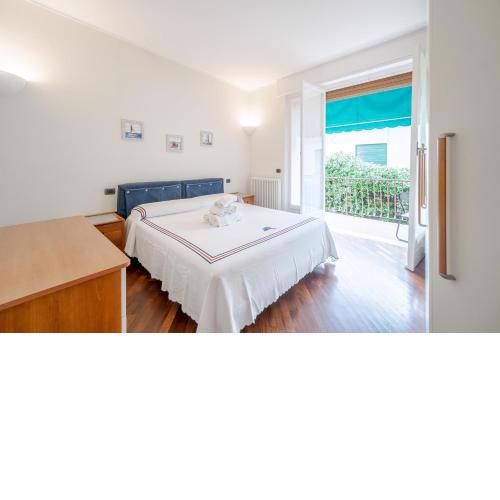 Santa Margherita Quiet Apartment with Balcony