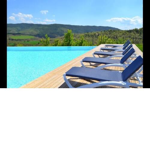 Santa Maria de Merles Villa Sleeps 12 with Pool and Air Con