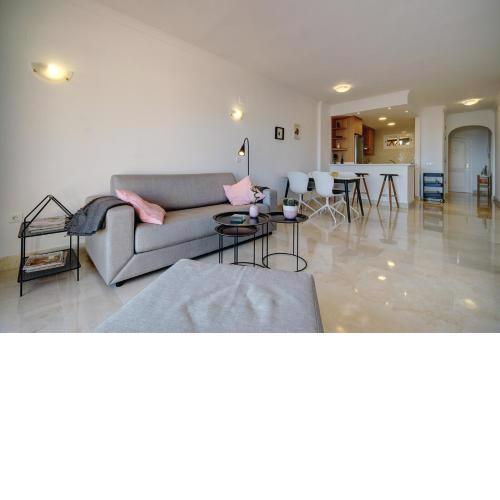 Santa Maria Village/Elviria-see view