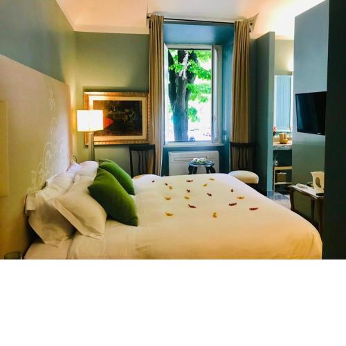 Santa Monica Luxury Rooms