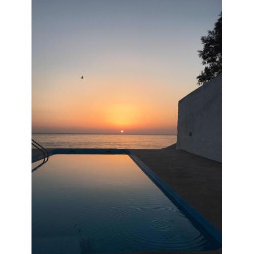 Santorini Grace Villa N01 lockated In Santorini Island