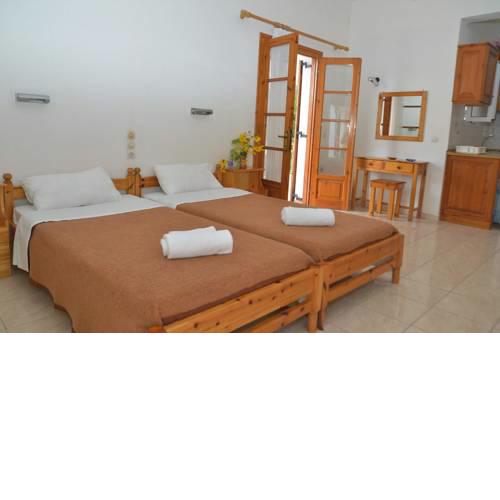 Santos Apartments & Studios