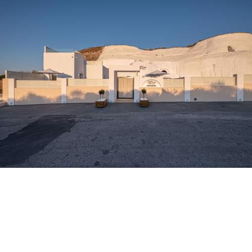 Santoterra Antigua Suites