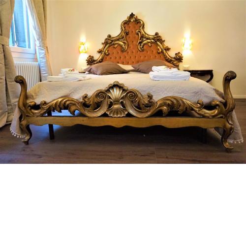 SARA S LUXURY HOME five minutes from Piazza San Marco