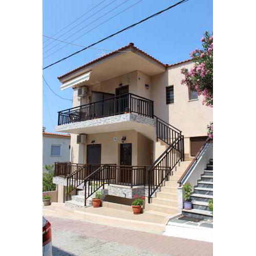 SARTI AFISSIA HOUSE