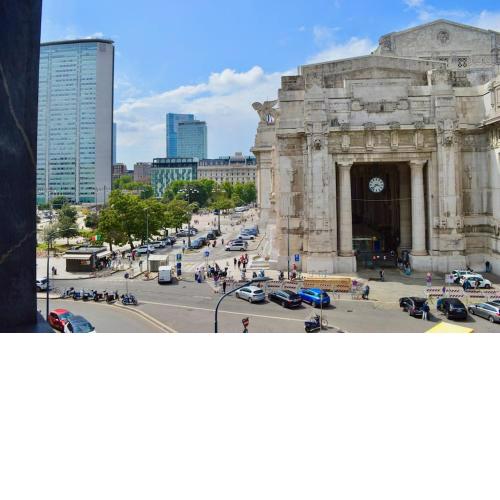 Savoia Central Milan