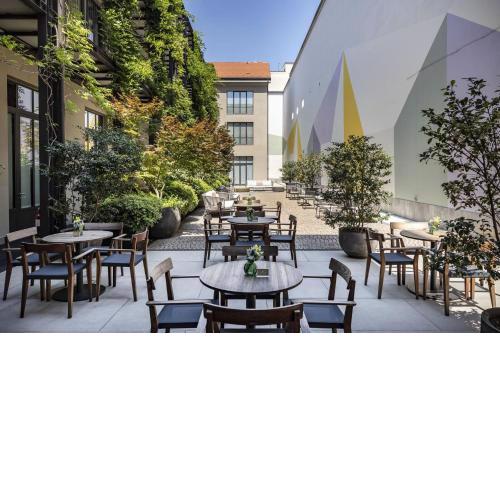 Savona 18 Suites