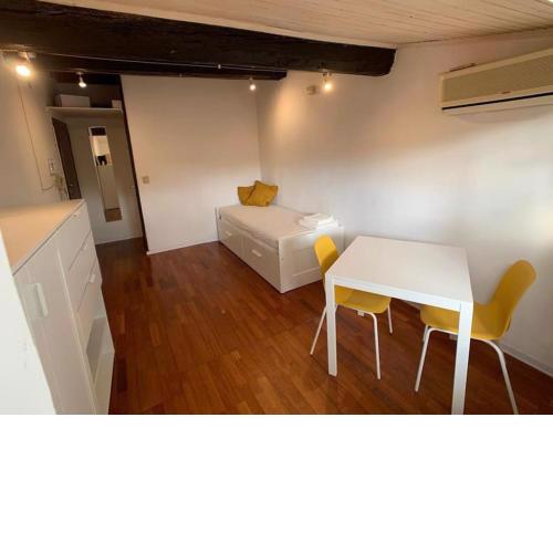 Savonarola Apartment N2