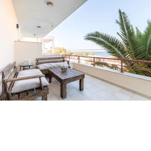 Savva's Surf House