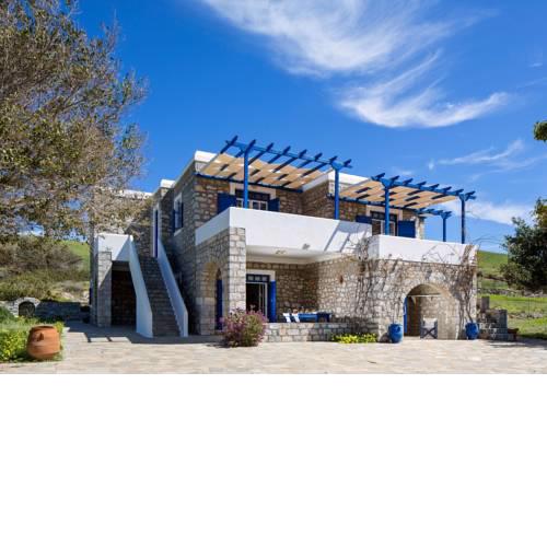 Schinoussa Guesthouse