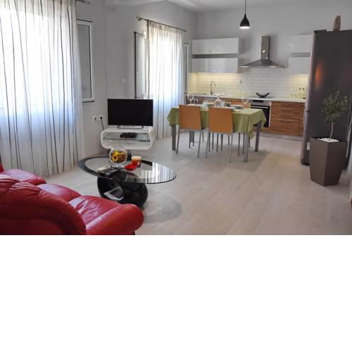 S&E New Port Apartment