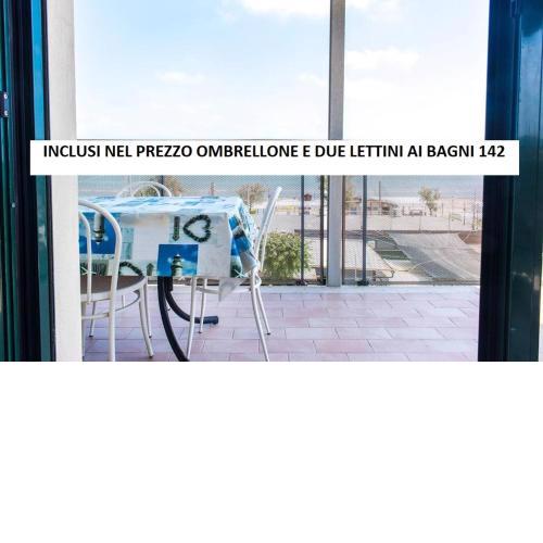 SE001 - Senigallia, bilocale sul mare con spiaggia