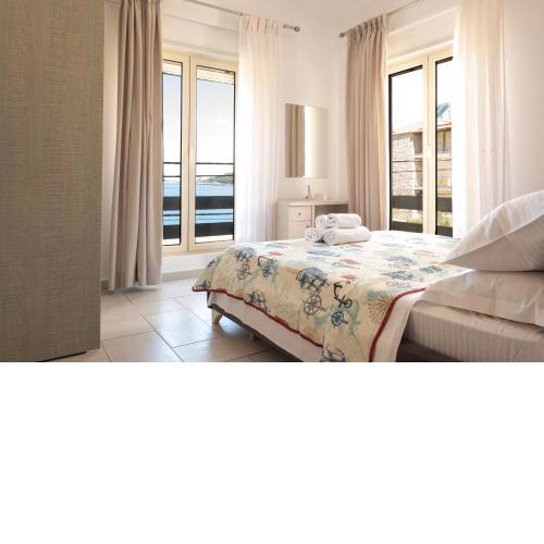 Sea Apartments Himare