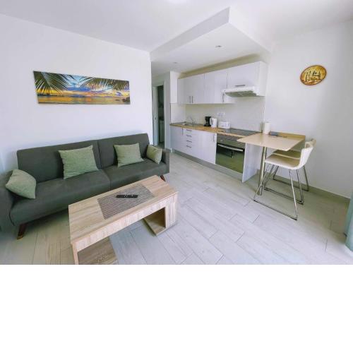 SEA BREEZE Residencial San Valentin