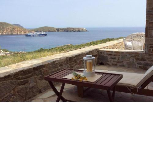 Sea breeze Serifos
