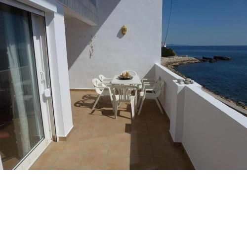 Sea Front Apartment