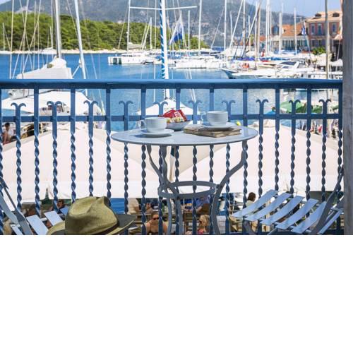 SEA FRONT FISCARDO ROOMS