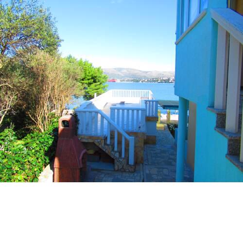 Sea Side Apartment Lucia