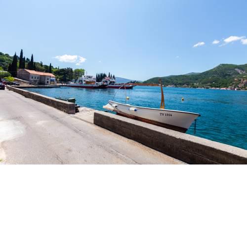 Sea Star Apartments