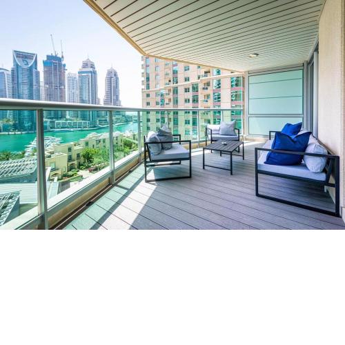 Sea View 2BR Dubai Marina - Luxury Meets Comfy