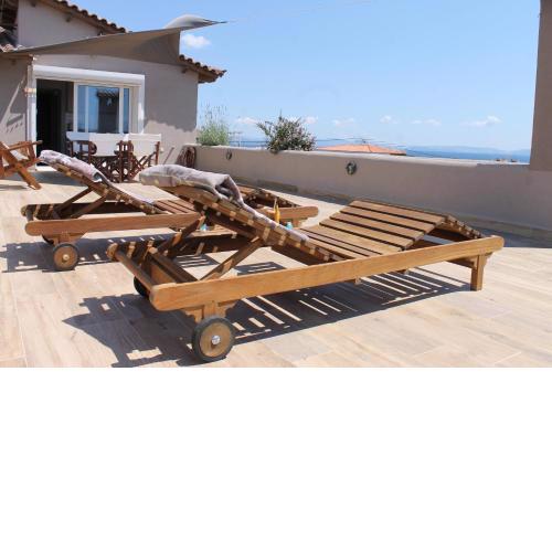 SEA VIEW APARTMENT 15 MIN FROM ATHENS AIRPORT