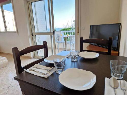Sea View Apartment Directly Facing the Sea