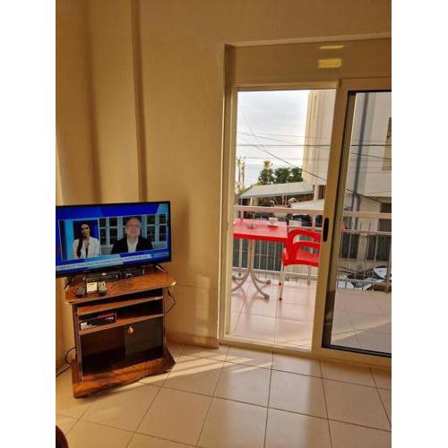 Sea View Apartment. In front of sandy beach
