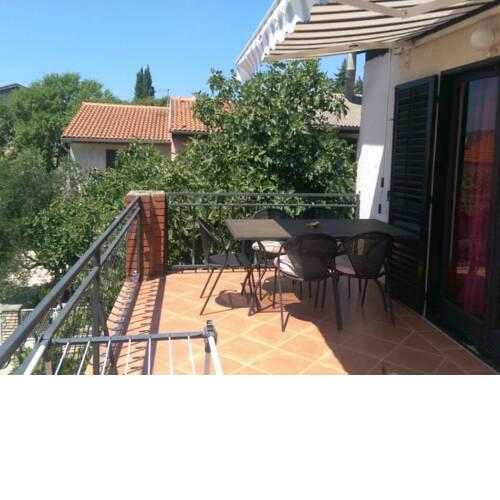 Sea-view Apartment in Pirovac near Nightlife with Balcony