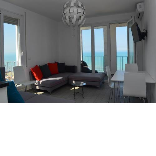 Sea View Apartments - Merville