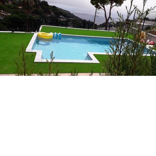 Sea-view cozy Aptm w amazing pool & trampoline for kids!