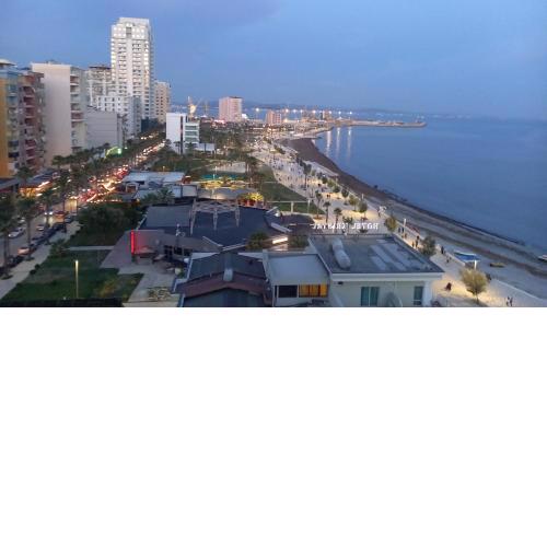 Sea View Holiday Apartment in Durres Centre