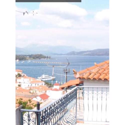 Sea view house on Poros