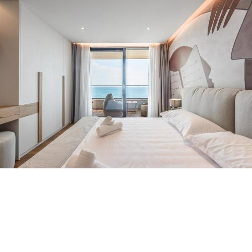 Sea View Luxury Residence