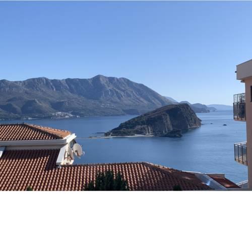 SEA VIEW STUDIO