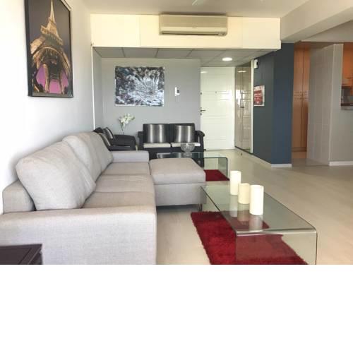 Sea View Suite in Makenzy