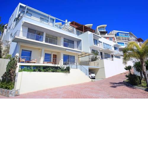 Seafront, 5star Home - 4min Walk To Private Beach
